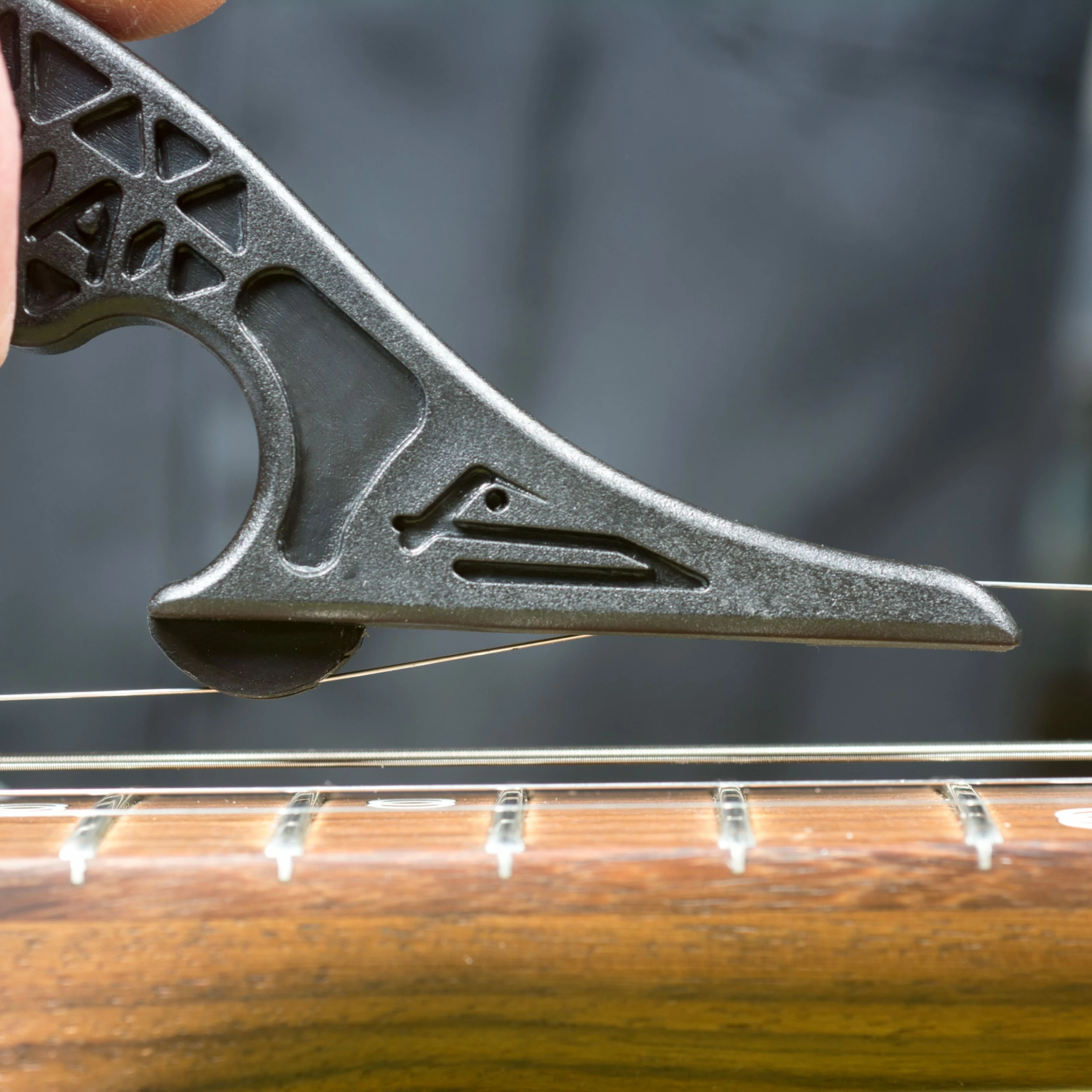 String Stretcha - StewMac 5 String Stretcha - StewMac - Image 3