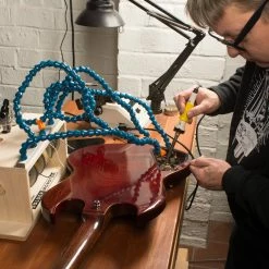 StewMac Solder Monster - StewMac -StewMac Shop 0531 3 monster in use 3000px