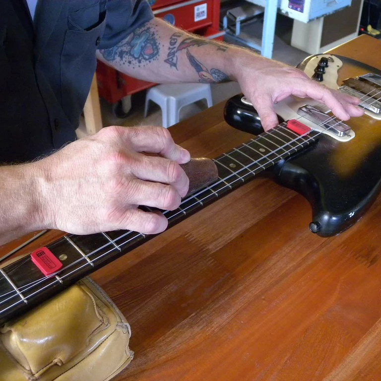 Mini String Spreaders, Set Of 2 - StewMac 5 Mini String Spreaders, Set Of 2 - StewMac - Image 3