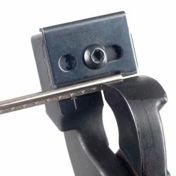 StewMac Deluxe Fret Tang Nipper - StewMac 9 StewMac Deluxe Fret Tang Nipper - StewMac -StewMac Shop 2257 2 close cutting correct 2000 1