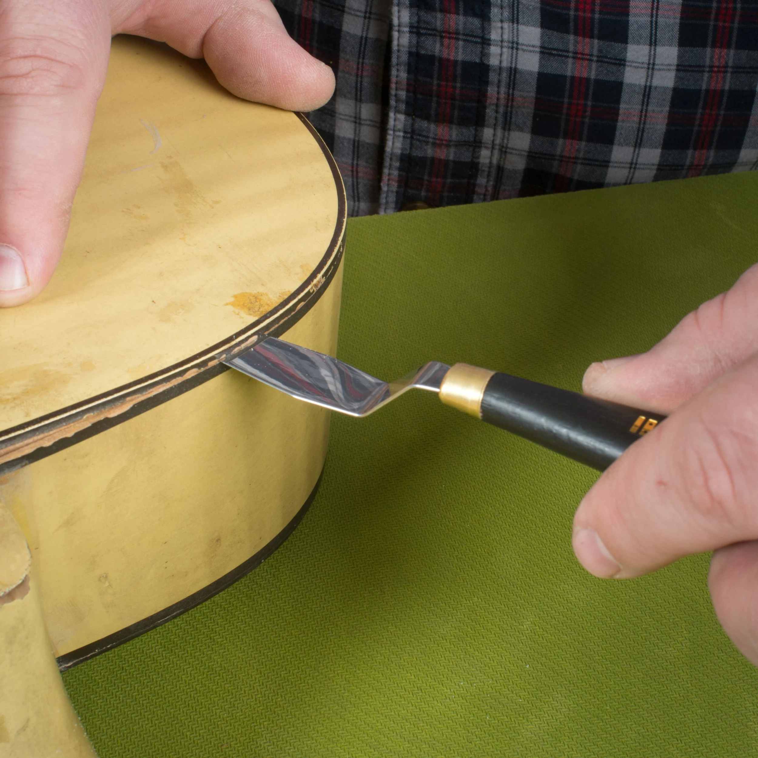 Narrow Large, Guitar Repair Palette Knife - StewMac 4 Narrow Large, Guitar Repair Palette Knife - StewMac - Image 2