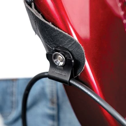 D'Addario Planet Waves Dual-Lock Strap Lock - StewMac 4 D'Addario Planet Waves Dual-Lock Strap Lock - StewMac - Image 2