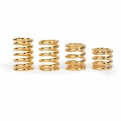 Bigsby Vibrato Replacement Springs, Set Of 4 - StewMac 9 Bigsby Vibrato Replacement Springs, Set Of 4 - StewMac -StewMac Shop m008915 4 gold row on white 2000